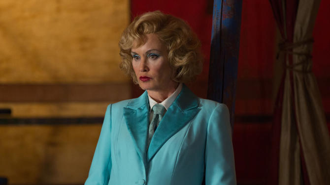 American Horror Story: Freak Show Review: “Massacres and Matinees” (4×02)