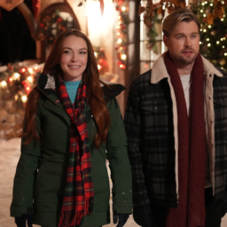 ‘Falling For Christmas’ review: Lindsay Lohan is back