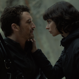 Romantic sci-fi thriller ‘The Gorge’ hits its mark | movie reivew